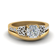 celtic-knot-cushion-cut-diamond-ring-with-plain-band-set-in-yellow-gold-FDENS2255B3CU-NL-YG
